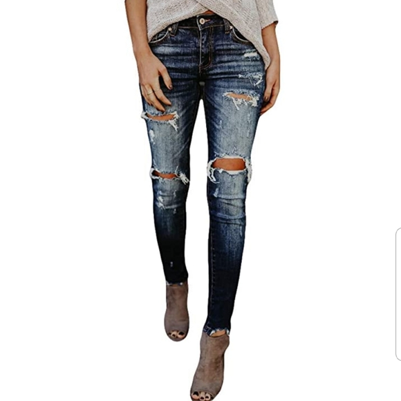 Distressed jeans - Picture 2 of 8